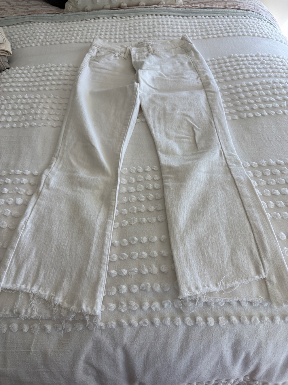 MOTHER White Insider Crop Step Fray Size 28